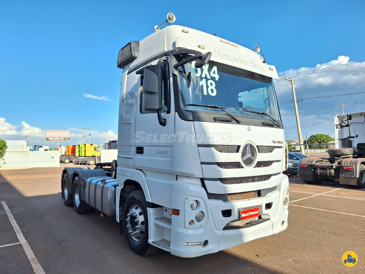 MB 2651 de SelecTrucks - Cuiabá